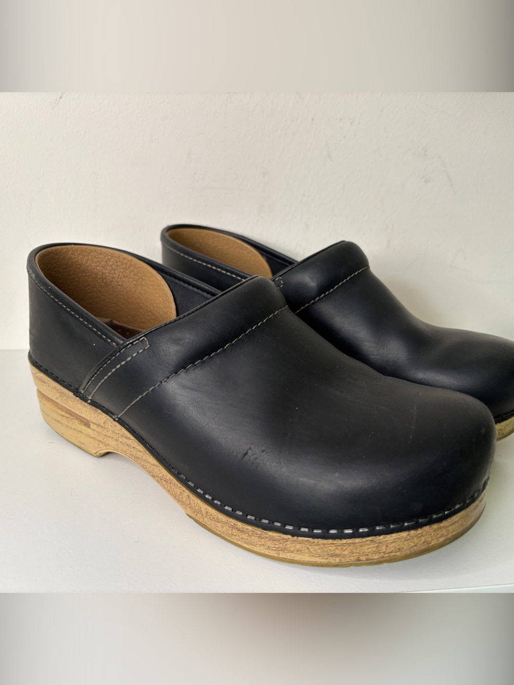 Dansko Black Leather Clog with Wood-Effect Sole 41